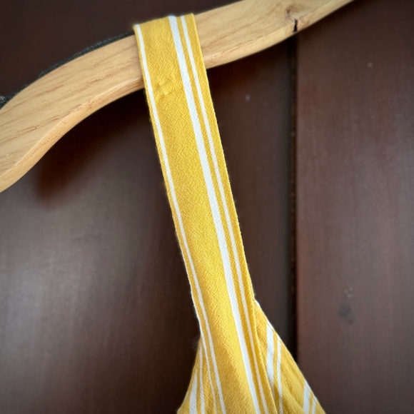 PacSun Yellow Striped Crop Top - Picture 3 of 5